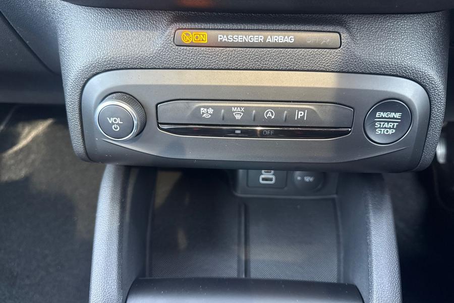 Ford FOCUS Photo autoimg-af2ce86e44610ae22003ae77e1942a262ea9491b.jpg