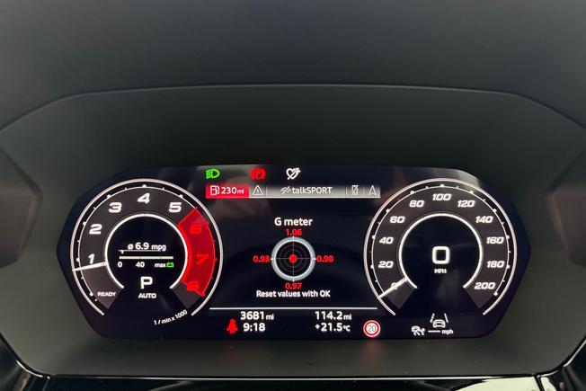 AUDI RS3 Photo 15