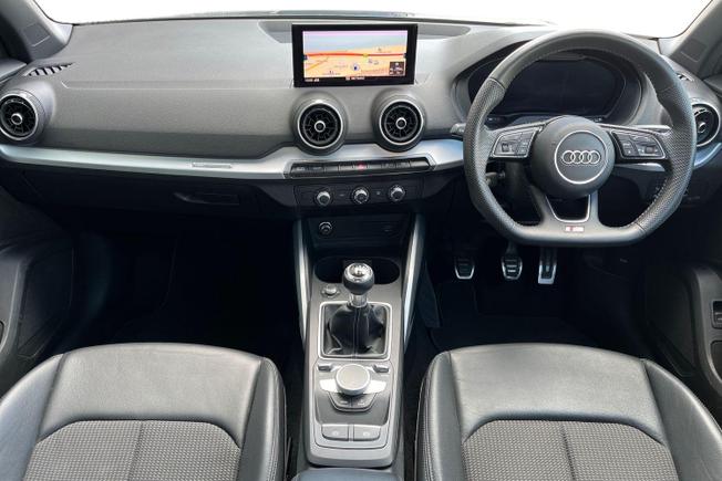 AUDI Q2 Photo 10