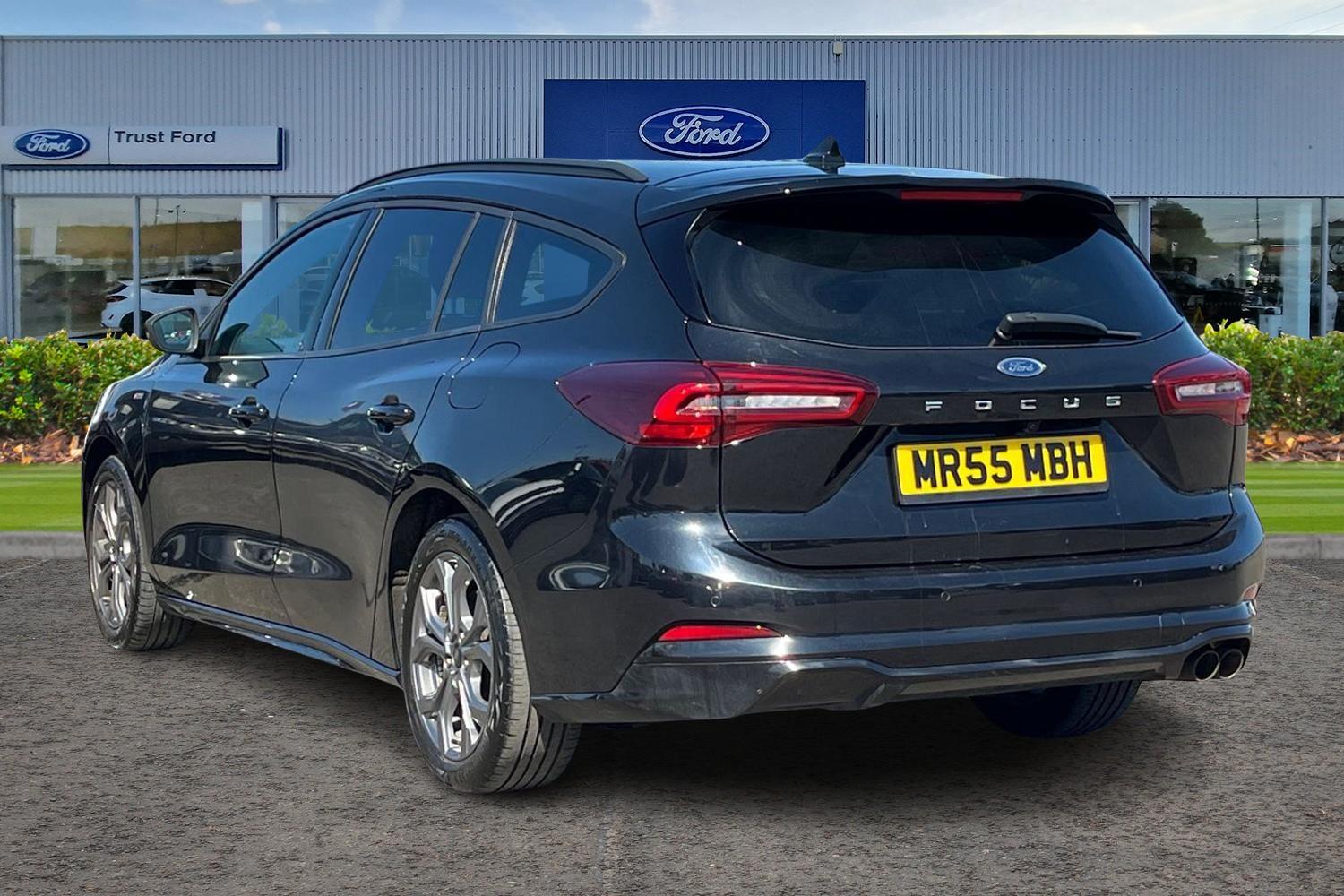 Ford FOCUS Photo 1