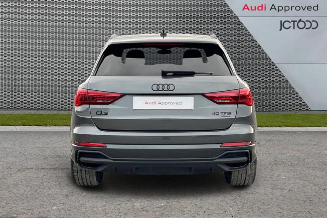 AUDI Q3 Photo 7