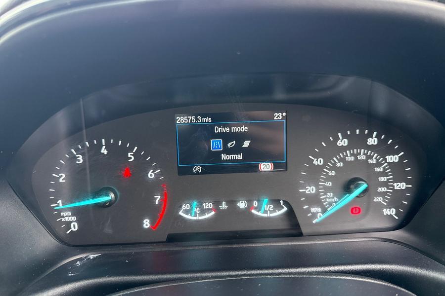 Ford FIESTA Photo autoimg-af39bdf9017ad9151460b85fa26fcbf6000fd279.jpg