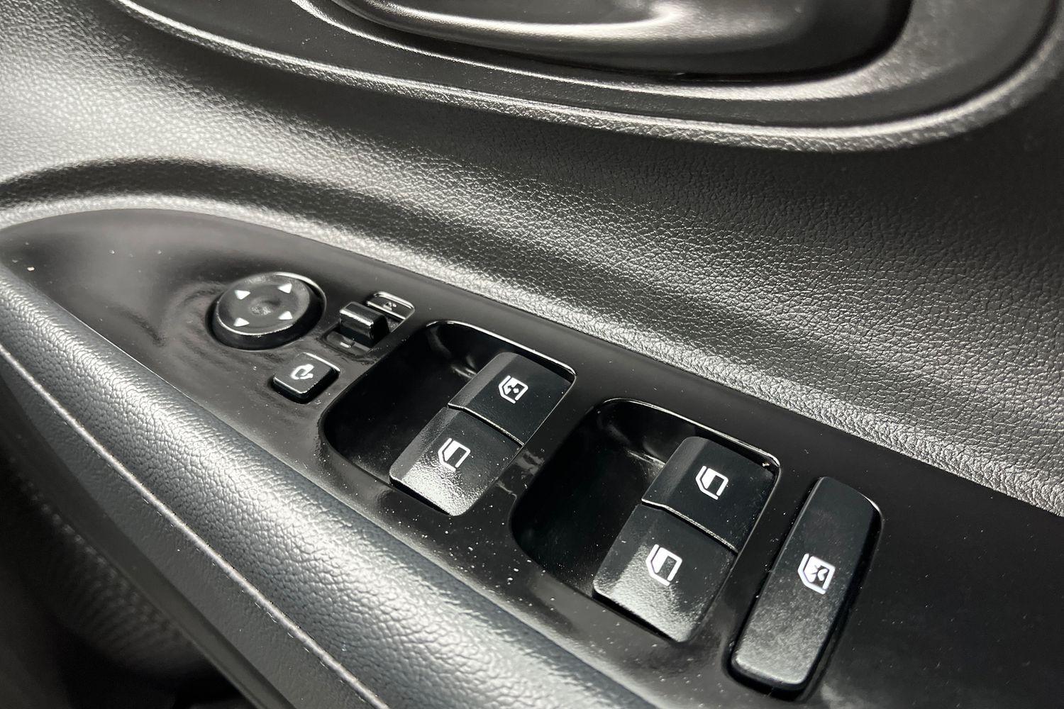 Hyundai BAYON Photo 15