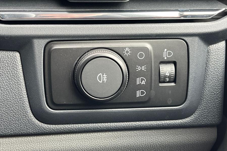 Ford TRANSIT CUSTOM Photo autoimg-af3f8022b4e88e1ec43651d72c40ebd9a7a1696d.jpg