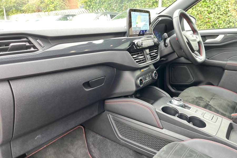 Ford KUGA Photo autoimg-af3fa68496c970b691a8b118b33df2b6b02abe03.jpg
