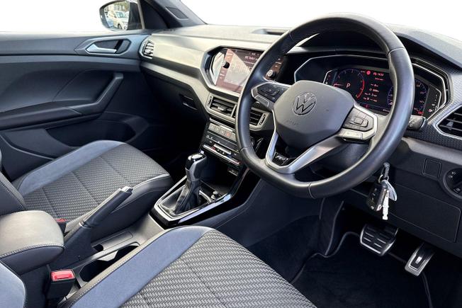 VOLKSWAGEN T-Cross Photo 6