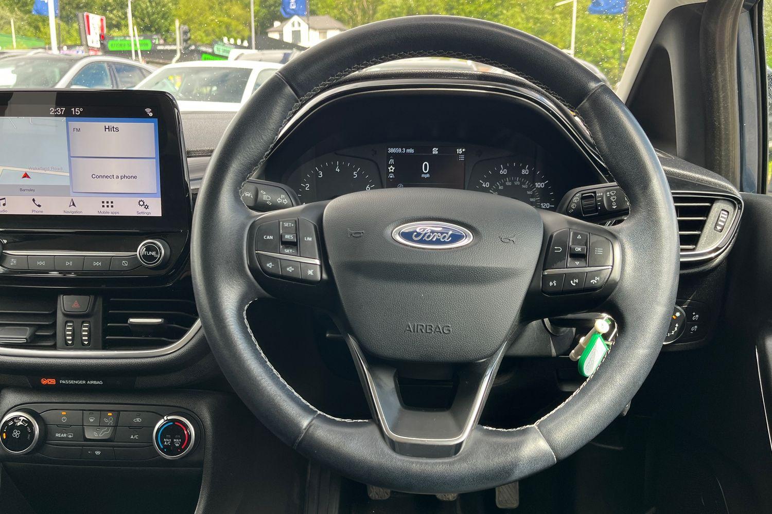 Ford Fiesta Photo 11