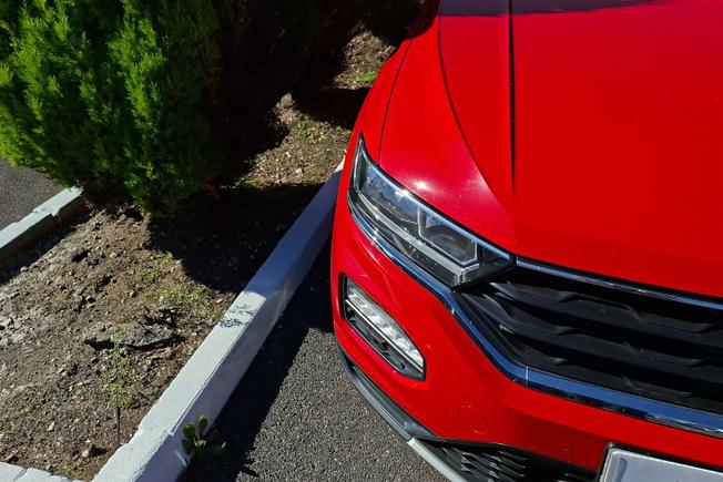 VOLKSWAGEN T-Roc Photo 19