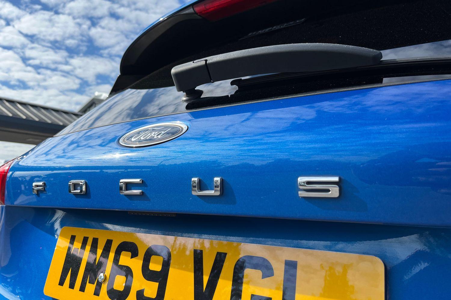 Ford FOCUS Photo 38