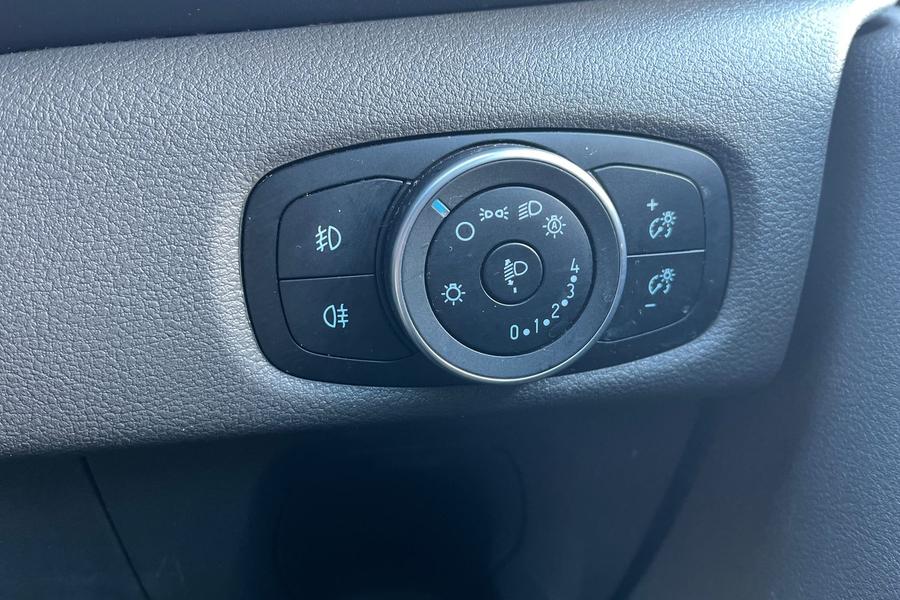 Ford TRANSIT CUSTOM Photo autoimg-af4b231e6cfcd13104be20c43b0b99078980091c.jpg