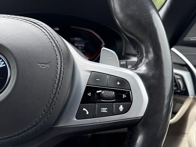 BMW 5 Series Photo 17
