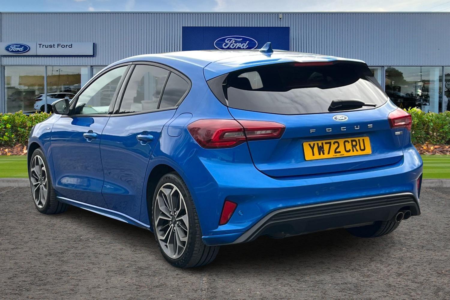 Ford FOCUS Photo 1