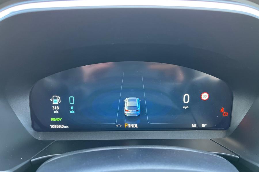 Ford Kuga Photo autoimg-af532d01b8c2a2fe8ac8feab4d99046c8a48c414.jpg