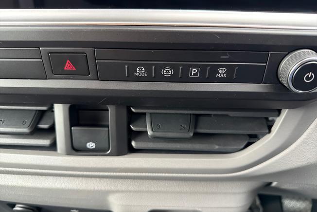 VOLKSWAGEN Transporter Photo 42