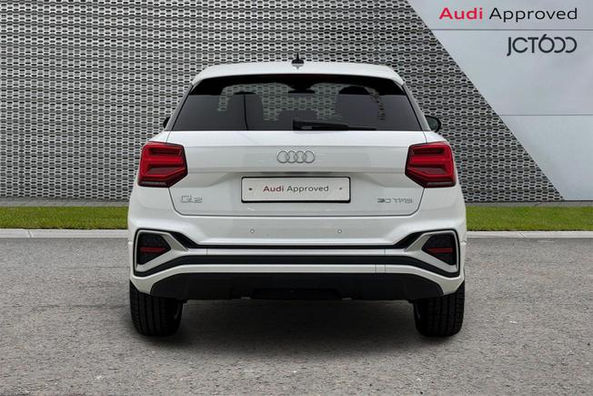 AUDI Q2 Photo 7