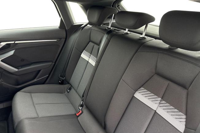 AUDI A3 Photo 9