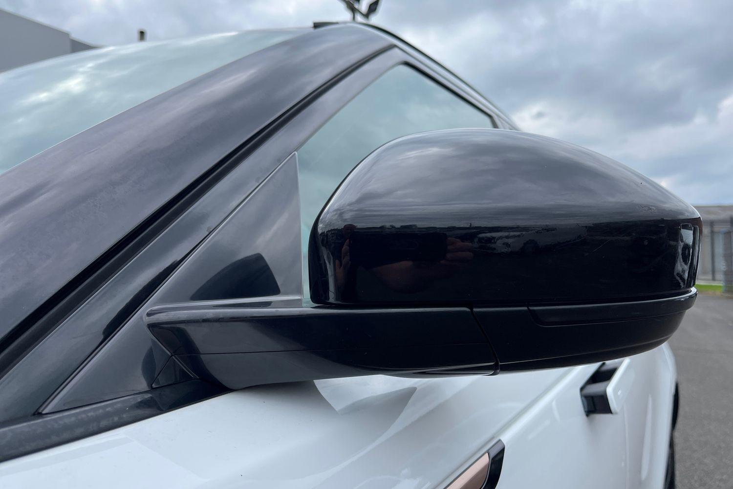 Land Rover RANGE ROVER VELAR Photo 39