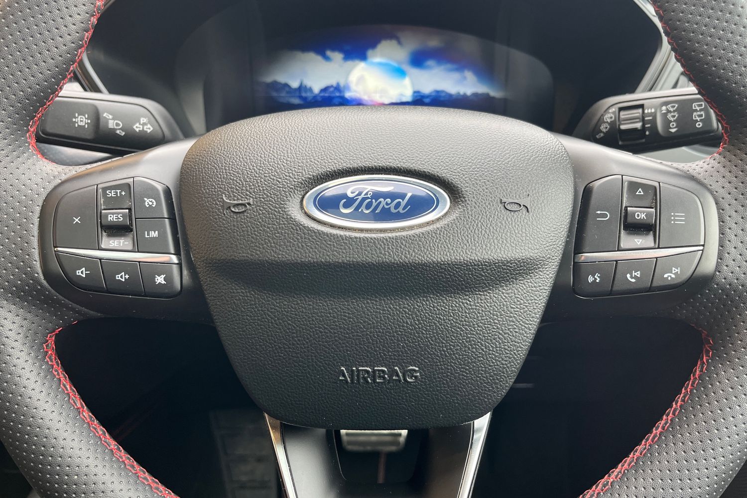 Ford KUGA Photo 11