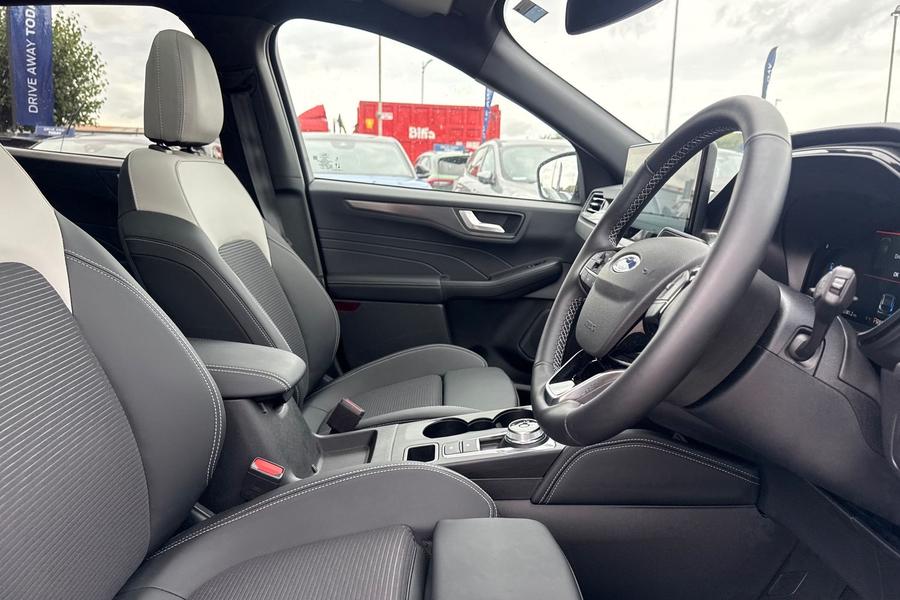 Ford KUGA Photo autoimg-af69f317b7a7179253d1eceadb1e5cfad2591578.jpg
