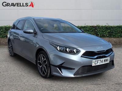 Used 2025 Kia CEED 1.5 T-GDi 3 Sportswagon 5dr Petrol Manual Euro 6 (s/s) (138 bhp) lunar silver at Gravells