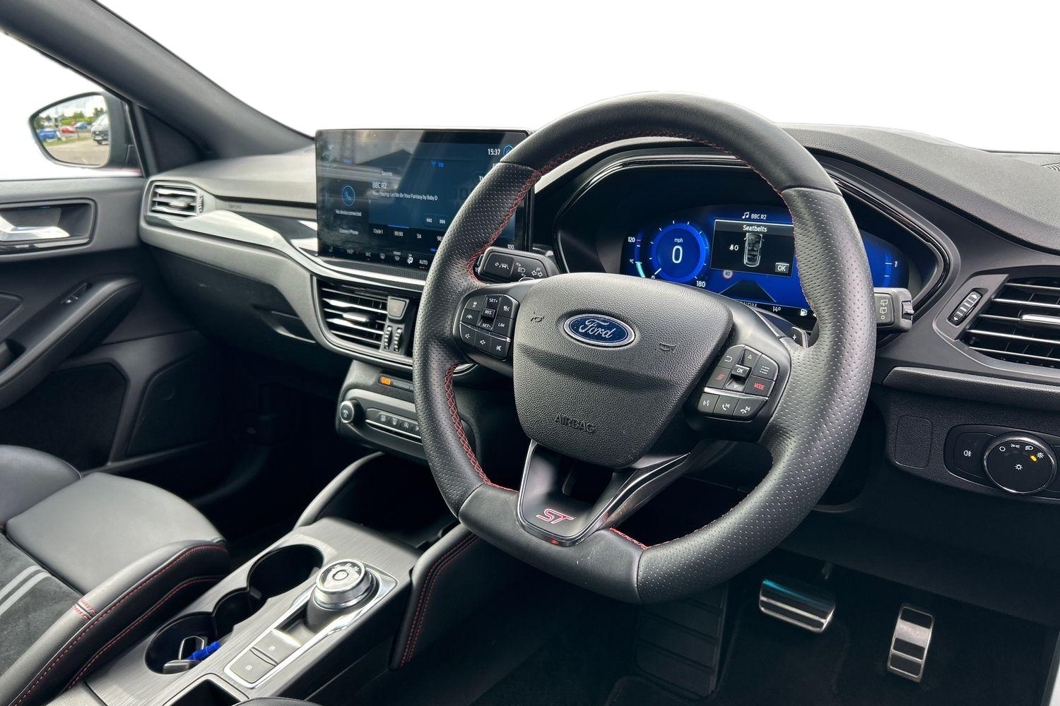 Ford Focus Photo 8