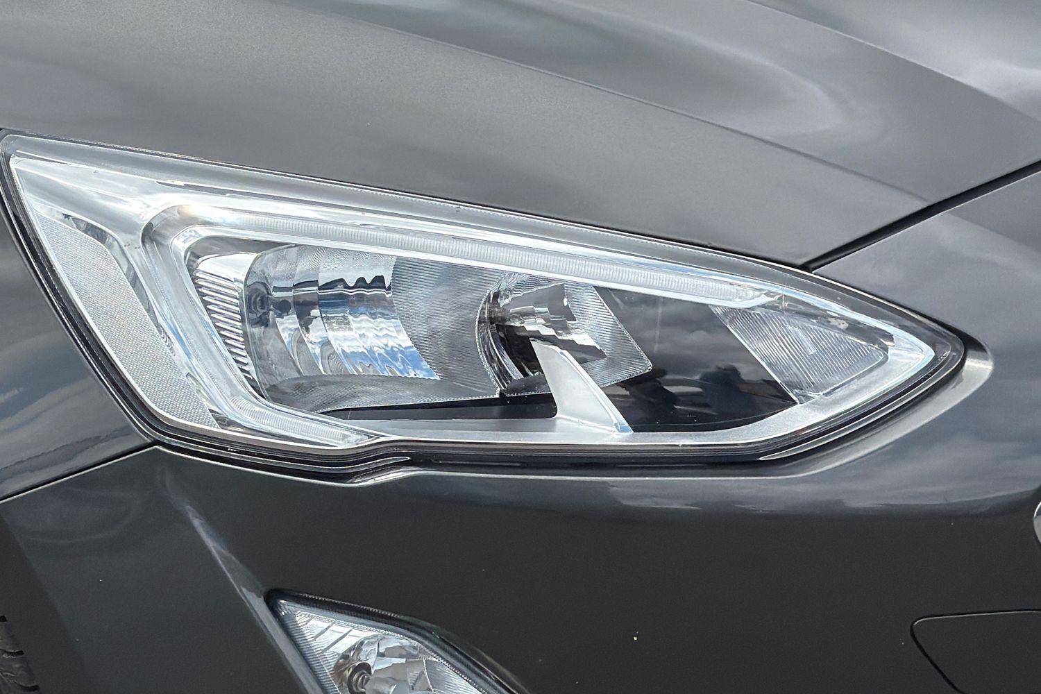 Ford FOCUS Photo 26