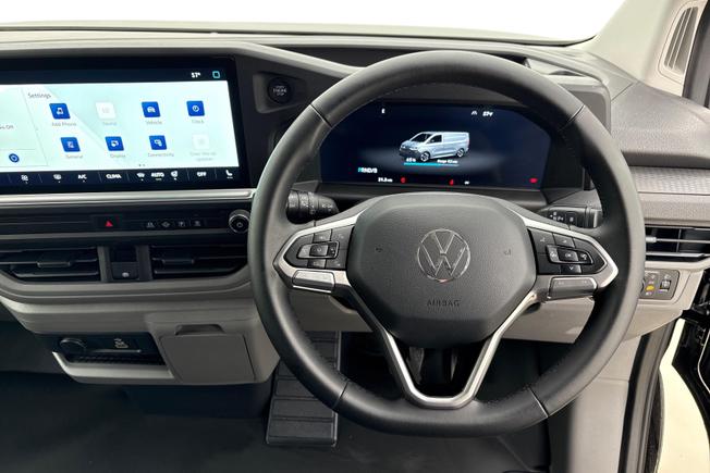 VOLKSWAGEN E-Transporter Photo 11