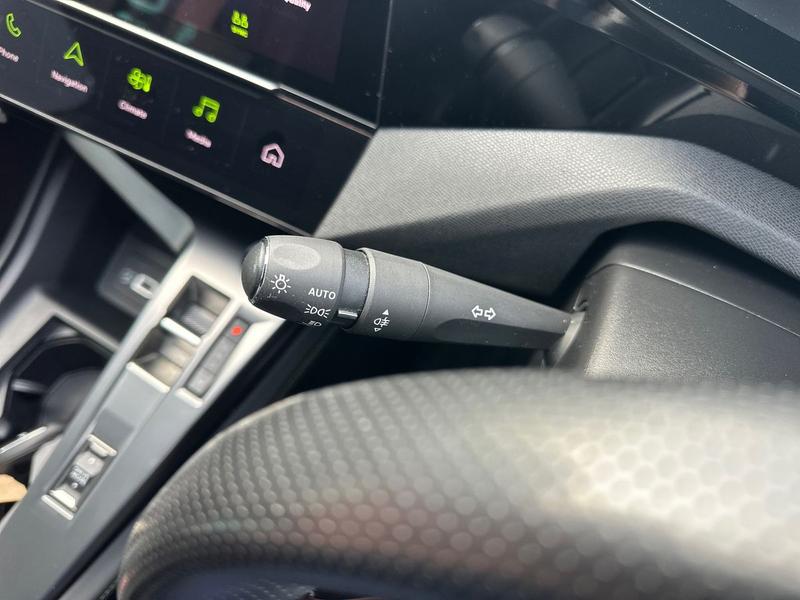 Used Peugeot 308 SW SH72CWL 22