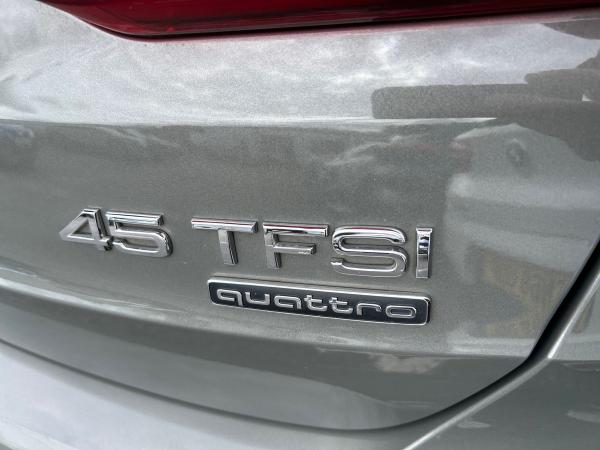 Audi Q3 Photo autoimg-af756f2e5e17fb4f4b26d72788e94bf951d2d3e7.jpg