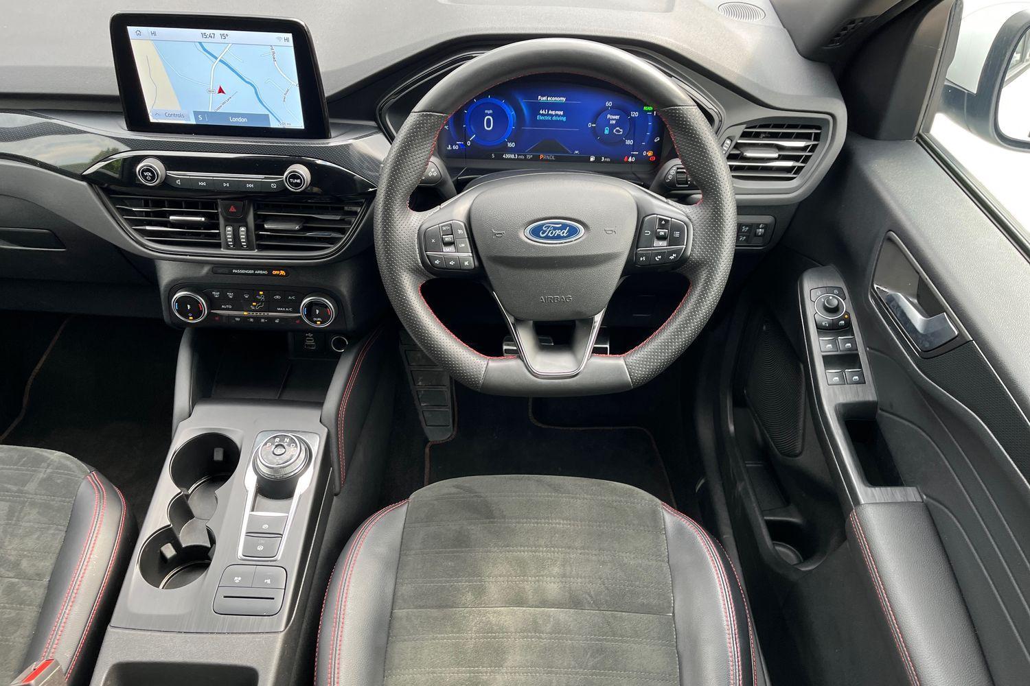 Ford KUGA Photo 10