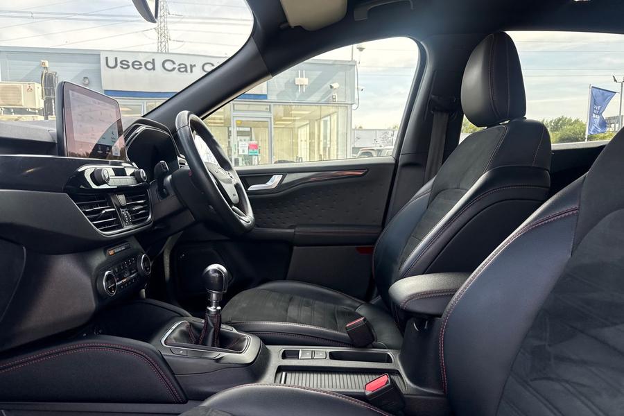 Ford KUGA Photo autoimg-af7d1d67a5a30fd19a97a4d63ecdf67c892fbaea.jpg