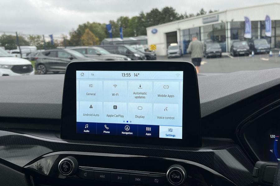 Ford Kuga Photo autoimg-af82ef187ad655fefd61311221cf4e8f0d22b8da.jpg