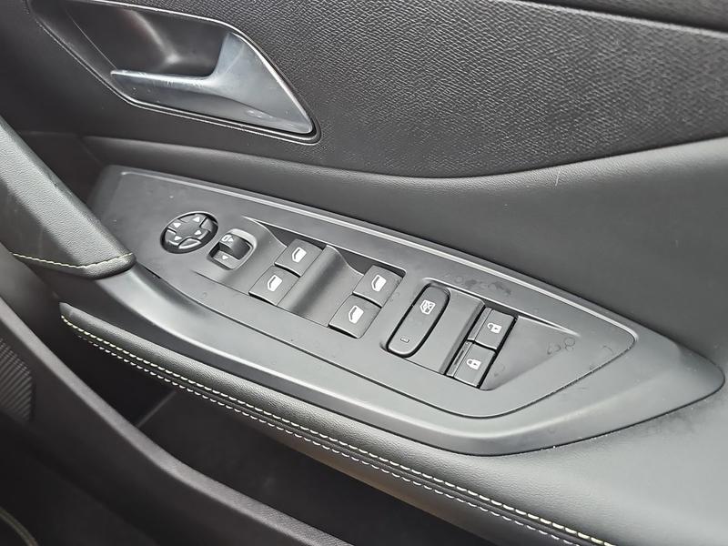 Used Peugeot E-308 NY73HWU 24