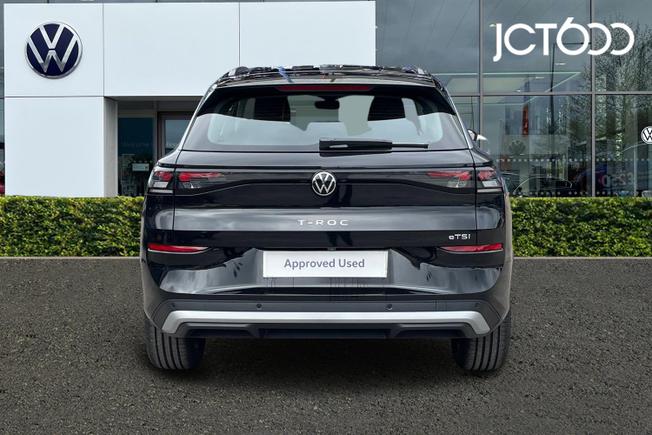 VOLKSWAGEN T-Roc Photo 7