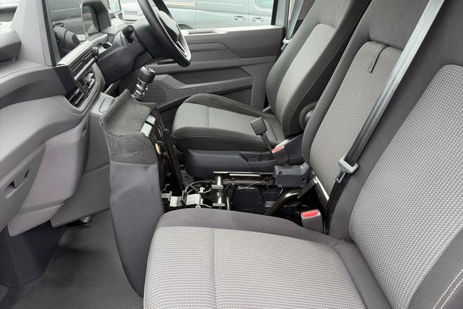 VOLKSWAGEN Transporter Photo 38