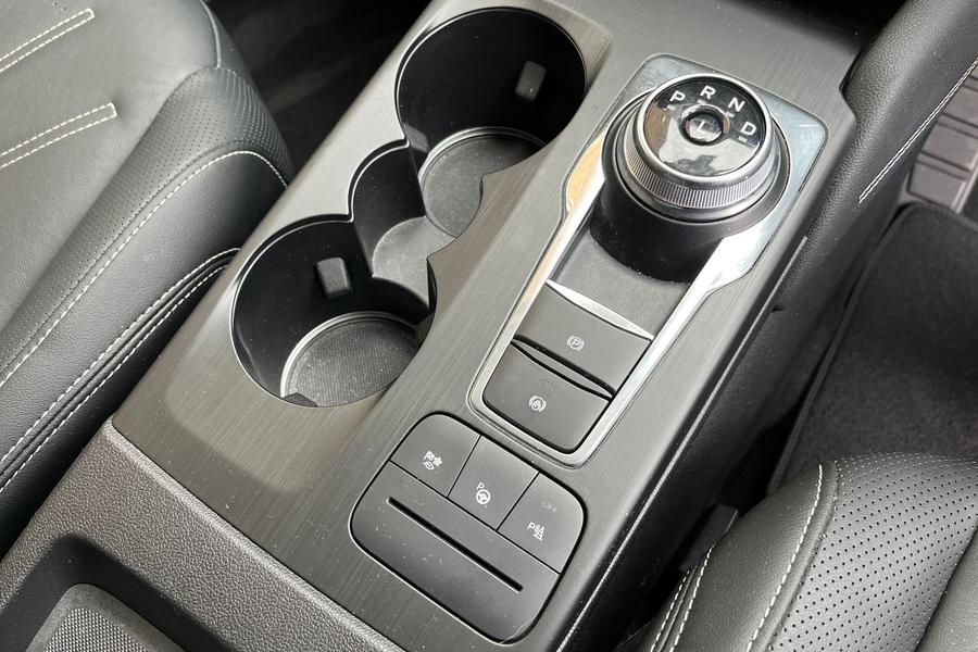 Ford KUGA Photo autoimg-af8eff44a96b61016c2c3b0637dee6f12ff49007.jpg
