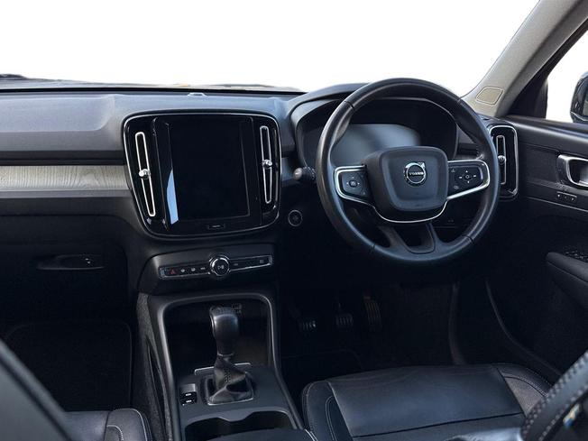 VOLVO Xc40 Photo 11