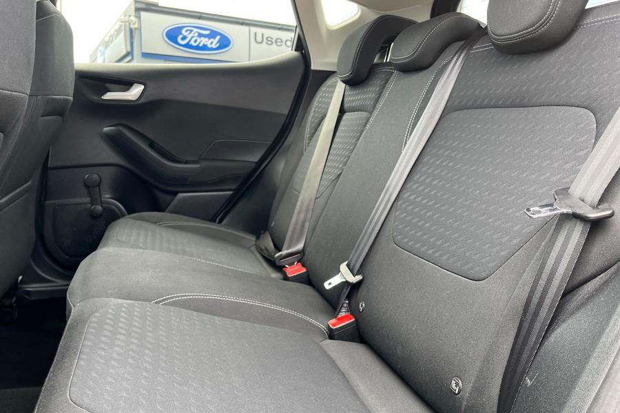 Ford FIESTA Photo autoimg-af9a8a864fc829d0eb576f9e7373c694da614e4d.jpg