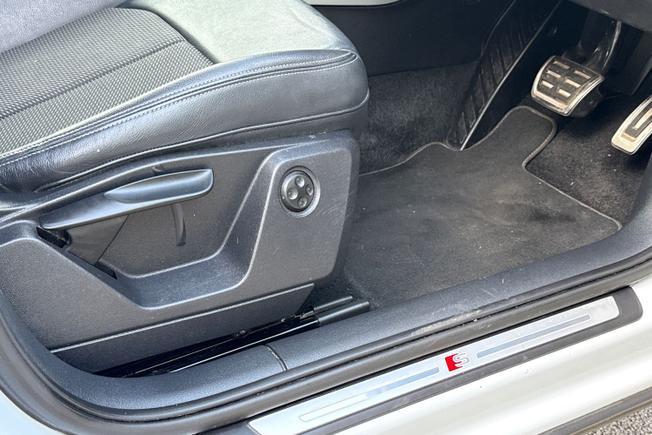 Audi Q2 Photo 30