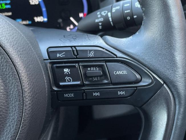 TOYOTA Yaris Cross Photo 17