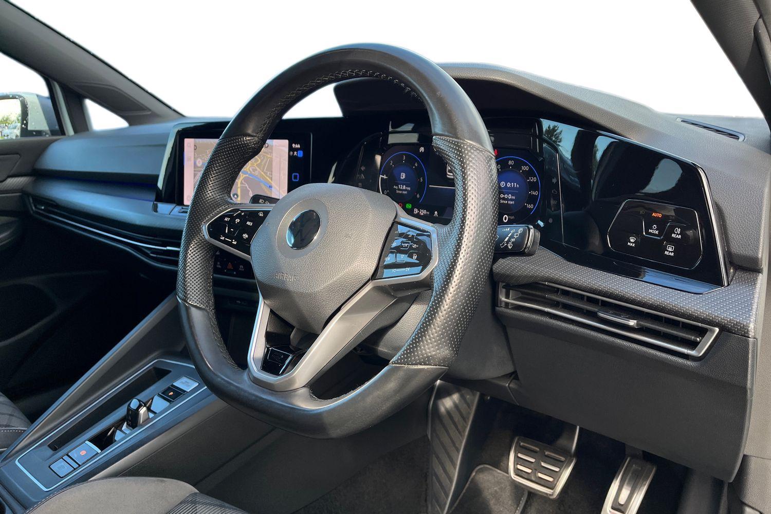 Volkswagen Golf Photo 8