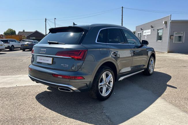 AUDI Q5 Photo 24