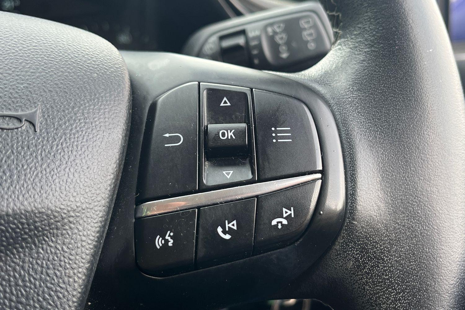 Ford Fiesta Photo 36