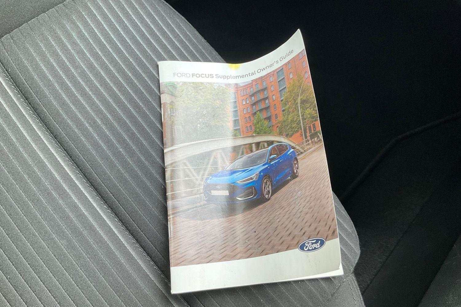 Ford FOCUS Photo 21