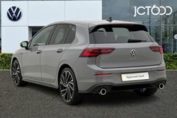 VOLKSWAGEN Golf Photo 3