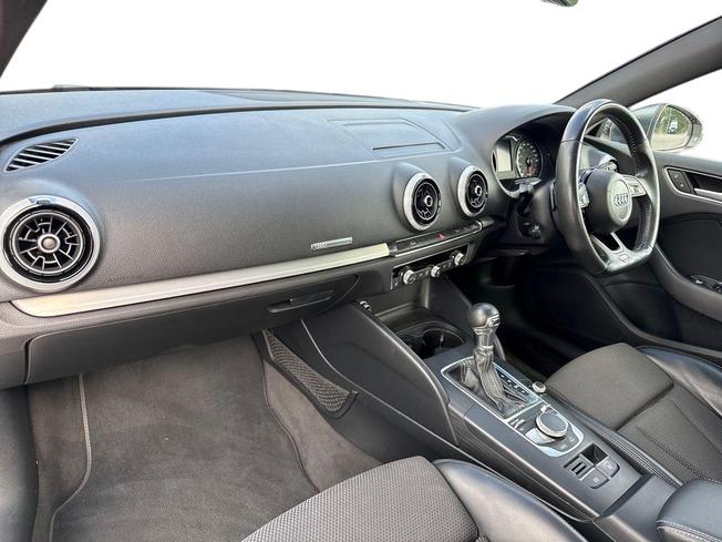 AUDI A3 Photo 2