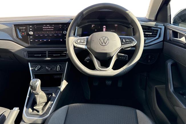 VOLKSWAGEN Taigo Photo 11