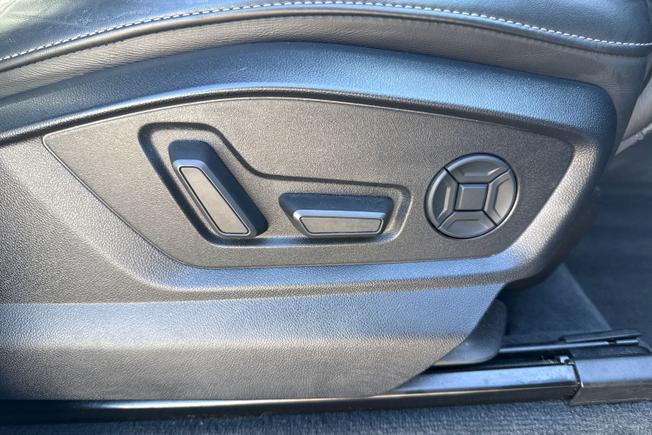 AUDI Q7 Photo 35