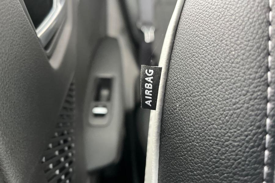 Renault CAPTUR Photo autoimg-afd56431ad27015ef0eb8f296ed856acdc04d8b5.jpg
