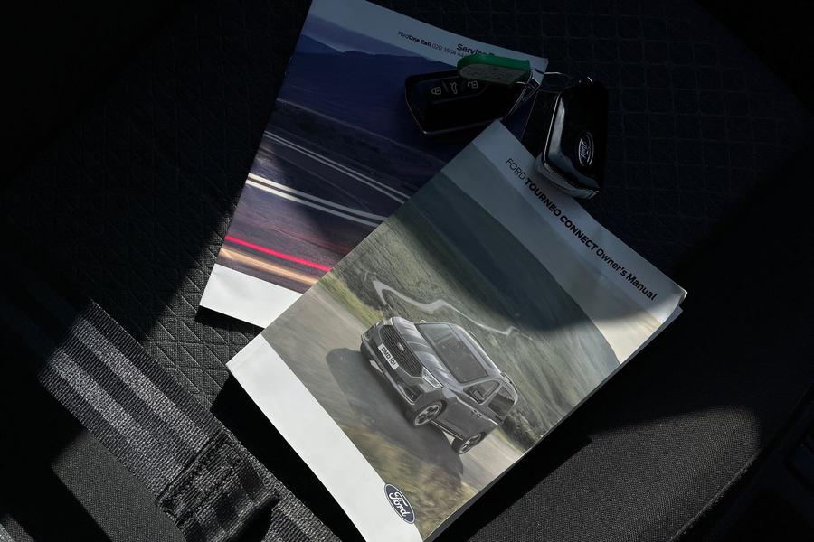 Ford TOURNEO CONNECT Photo autoimg-afd84c872c486911aea785420c9027ef6fd22ecc.jpg